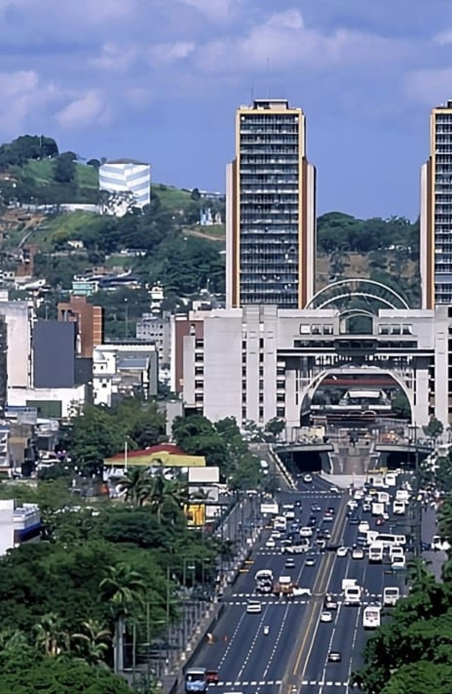 mercadoinmuebles.com.ve Lugares Populares Estado Distrito Capital